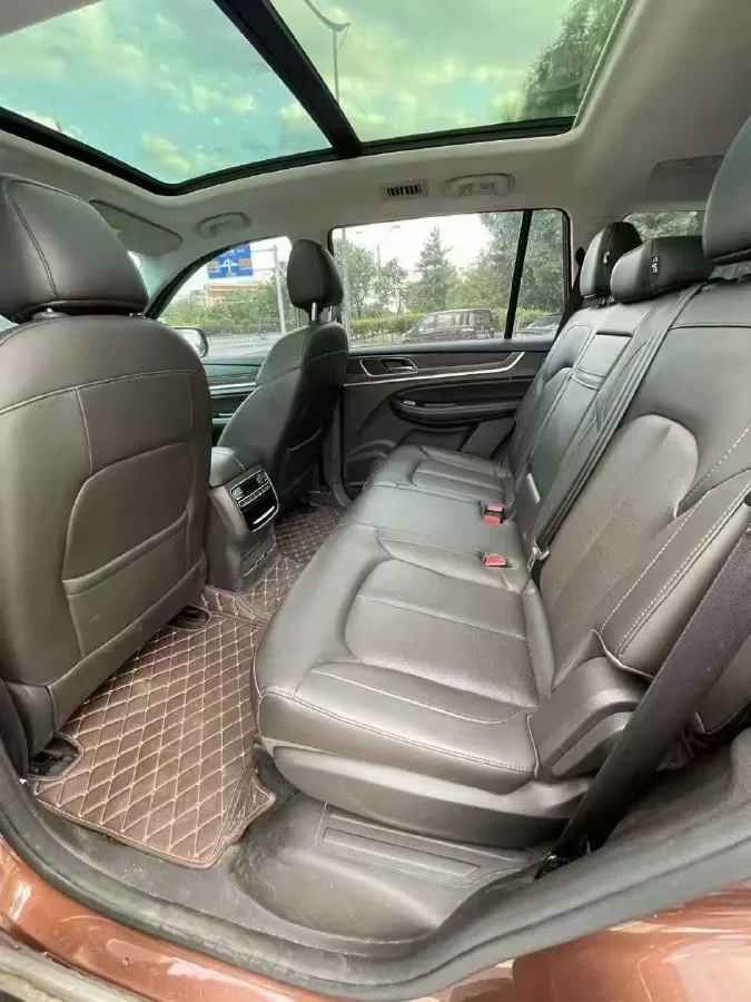 2018 Roewe RX8 2.0T 224HP L4 6AT,autocango,china used car exporter,china ev exporter,chinese used car exporter,chinese used ev exporter