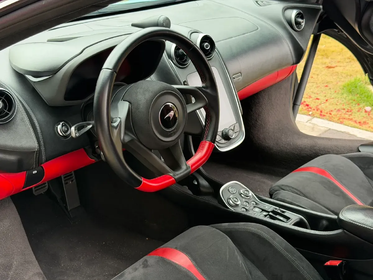 2019 McLaren 570 3.8T 570HP V8 7DCT,autocango,china used car exporter,china ev exporter,chinese used car exporter,chinese used ev exporter