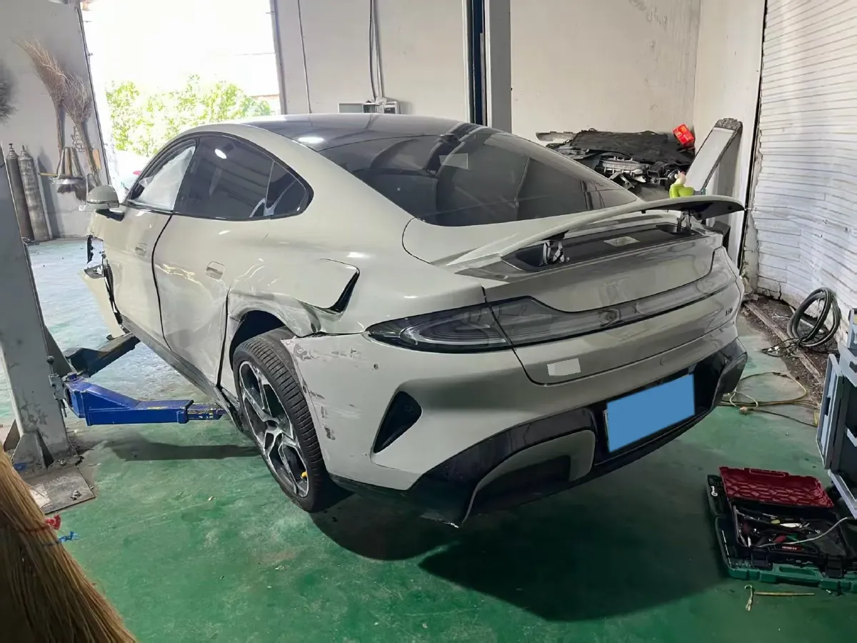 2024 MI SU7 BEV 94.3KWH,autocango,china used car exporter,china ev exporter,chinese used car exporter,chinese used ev exporter