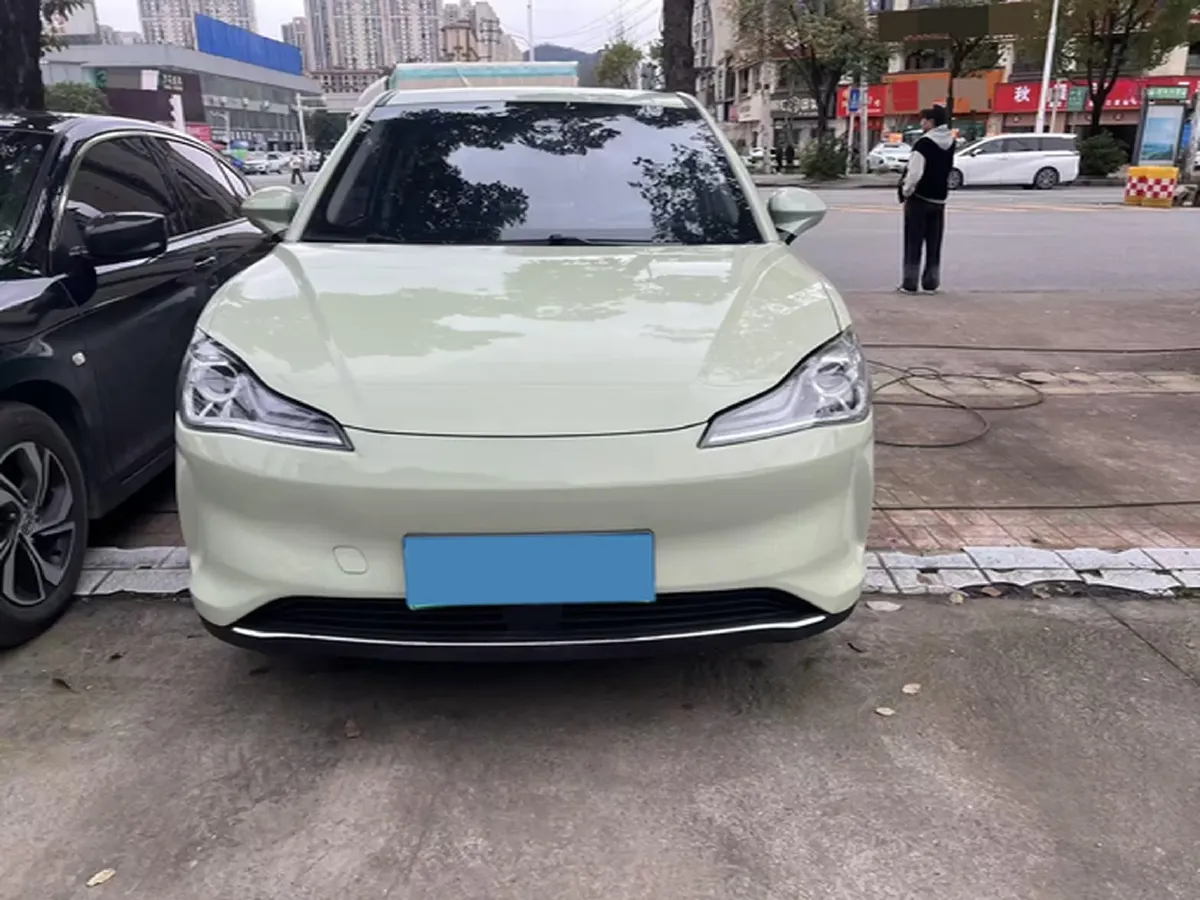 2022 ChangAn Oshan X7 Plus 1.5T 188HP L4 7DCT,autocango,china used car exporter,china ev exporter,chinese used car exporter,chinese used ev exporter