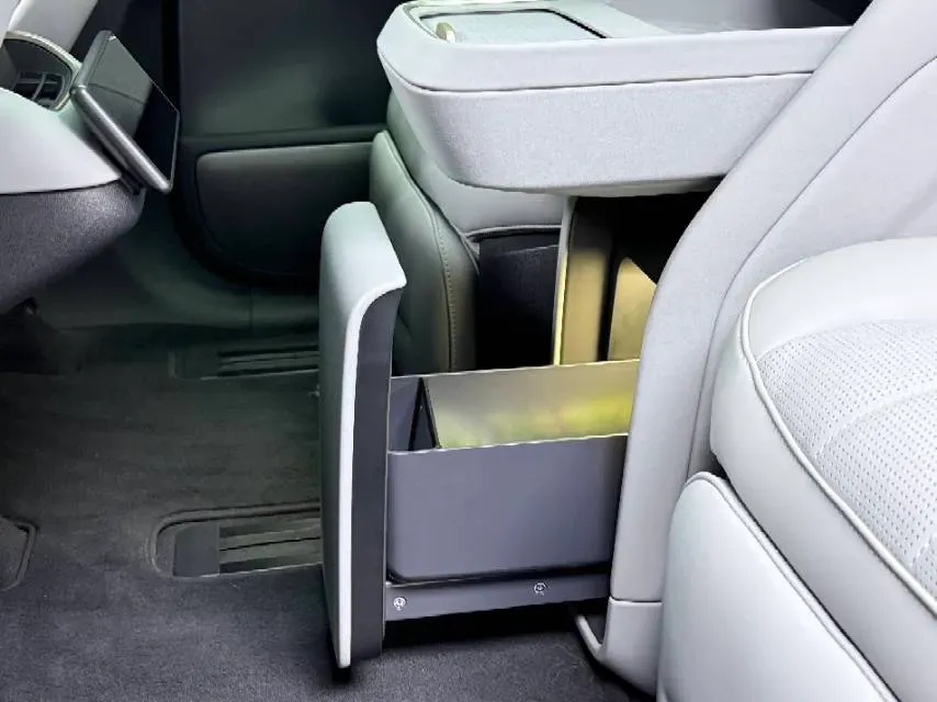 2024 NIO ES8 BEV 75KWH,autocango,china used car exporter,china ev exporter,chinese used car exporter,chinese used ev exporter