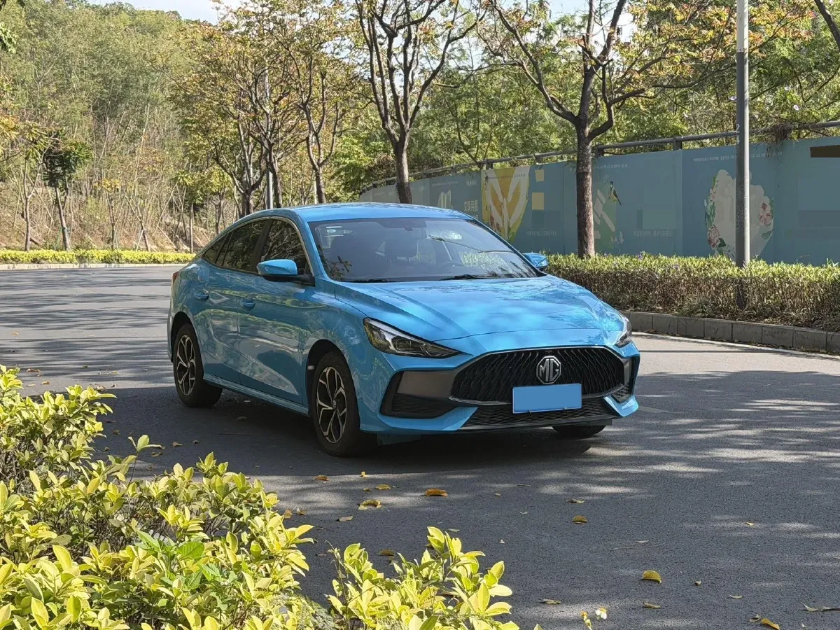 2021 MG 5 1.5L 120HP L4 5MT,autocango,china used car exporter,china ev exporter,chinese used car exporter,chinese used ev exporter