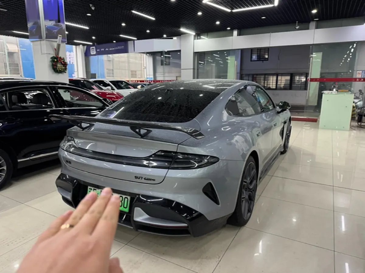 2025 MI SU7 Ultra BEV 93.7KWH,autocango,china used car exporter,china ev exporter,chinese used car exporter,chinese used ev exporter