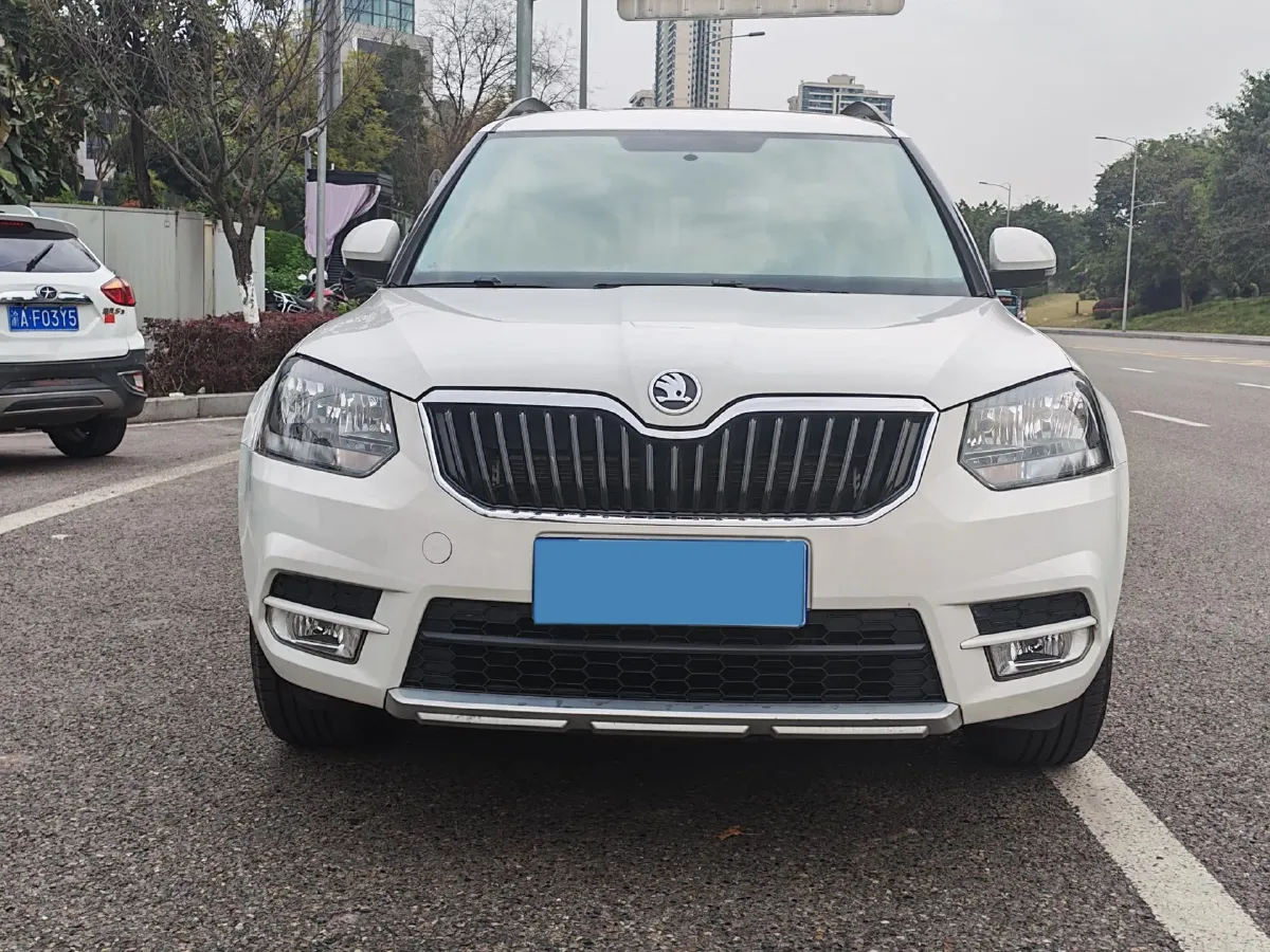 2017 Skoda Yeti 1.4T 150HP L4 7DCT,autocango,china used car exporter,china ev exporter,chinese used car exporter,chinese used ev exporter
