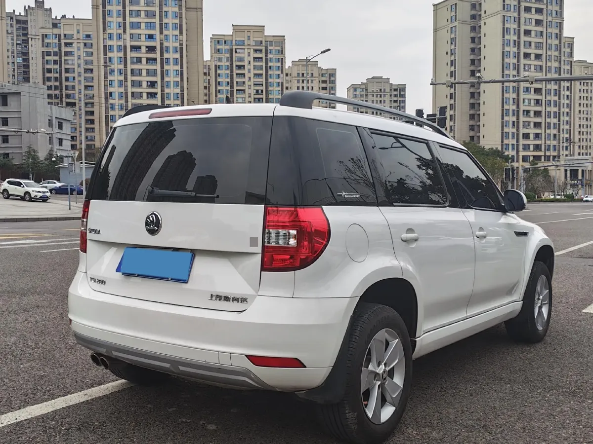 2017 Skoda Yeti 1.4T 150HP L4 7DCT,autocango,china used car exporter,china ev exporter,chinese used car exporter,chinese used ev exporter
