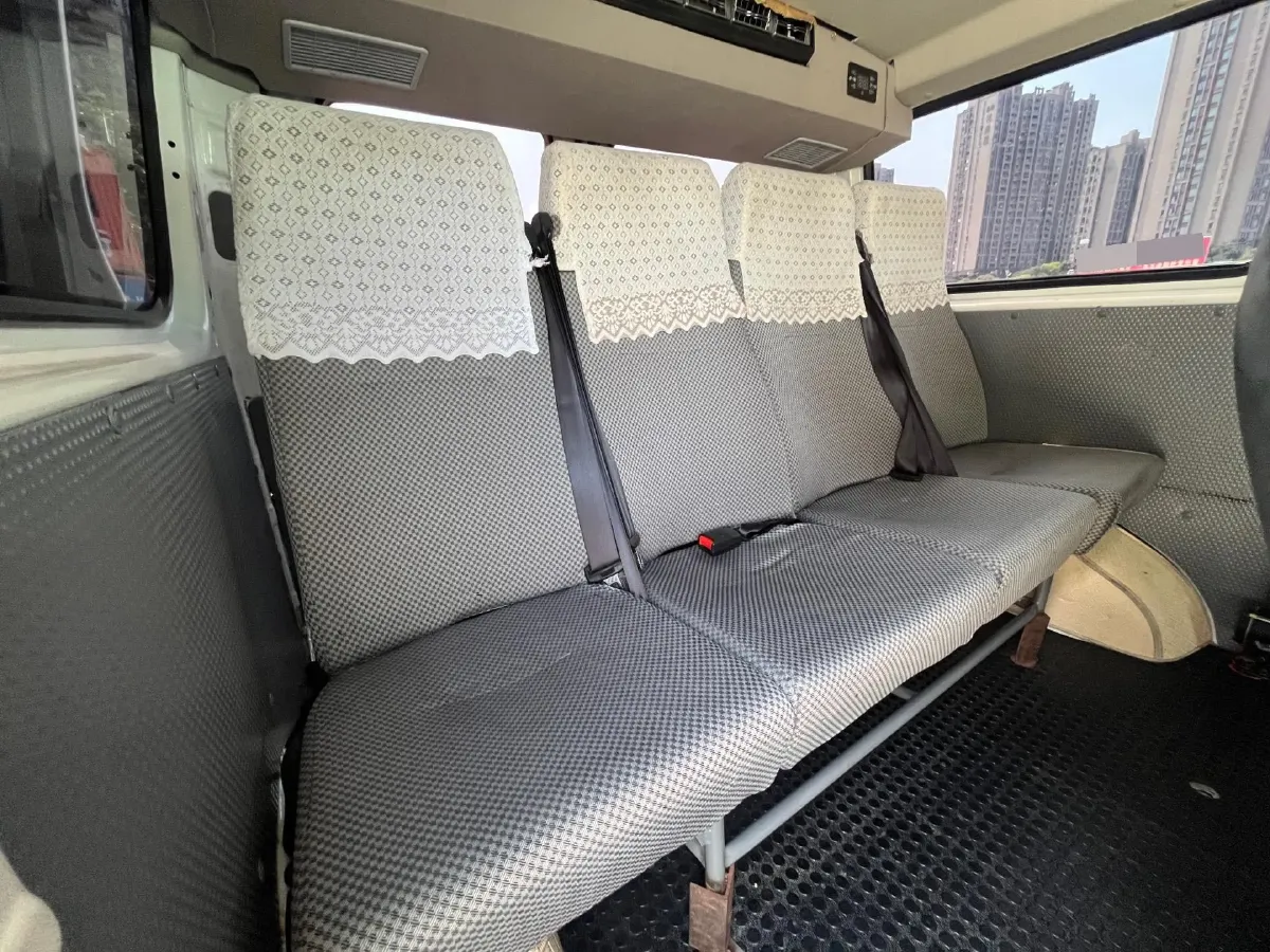 2021 MAXUS XinTu V80 2.0T 139HP L4 6MT,autocango,china used car exporter,china ev exporter,chinese used car exporter,chinese used ev exporter