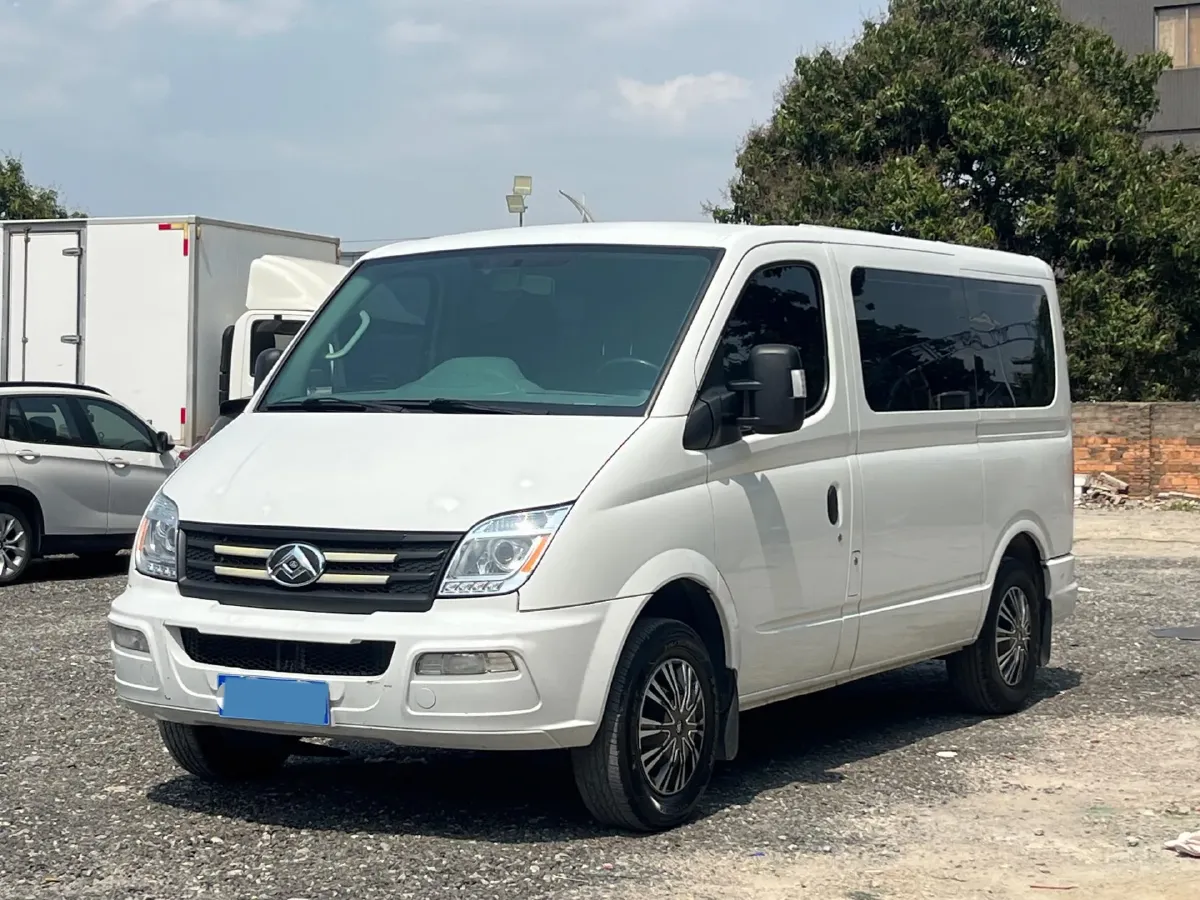 2021 MAXUS XinTu V80 2.0T 139HP L4 6MT,autocango,china used car exporter,china ev exporter,chinese used car exporter,chinese used ev exporter