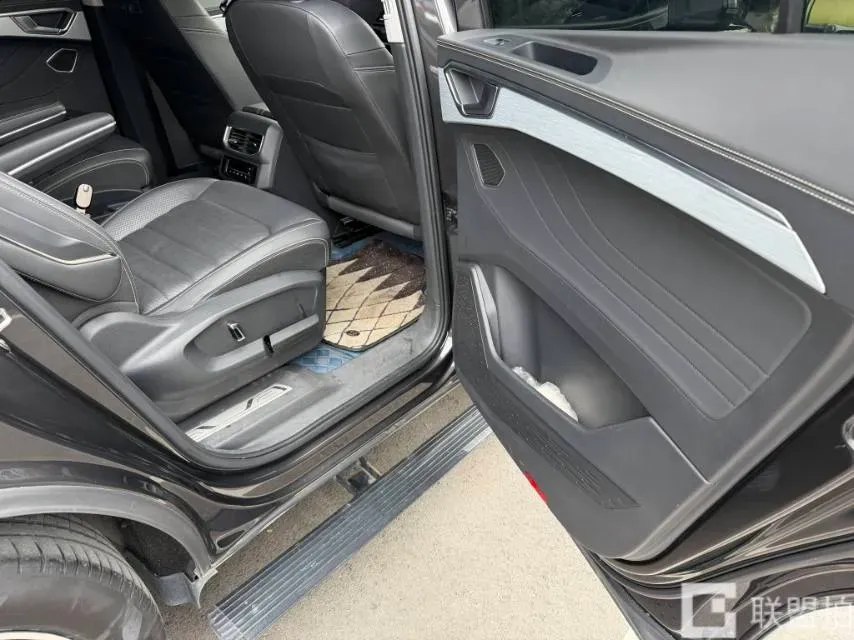 2022 Volkswagen Talagon 2.0T 220HP L4 7DCT,autocango,china used car exporter,china ev exporter,chinese used car exporter,chinese used ev exporter