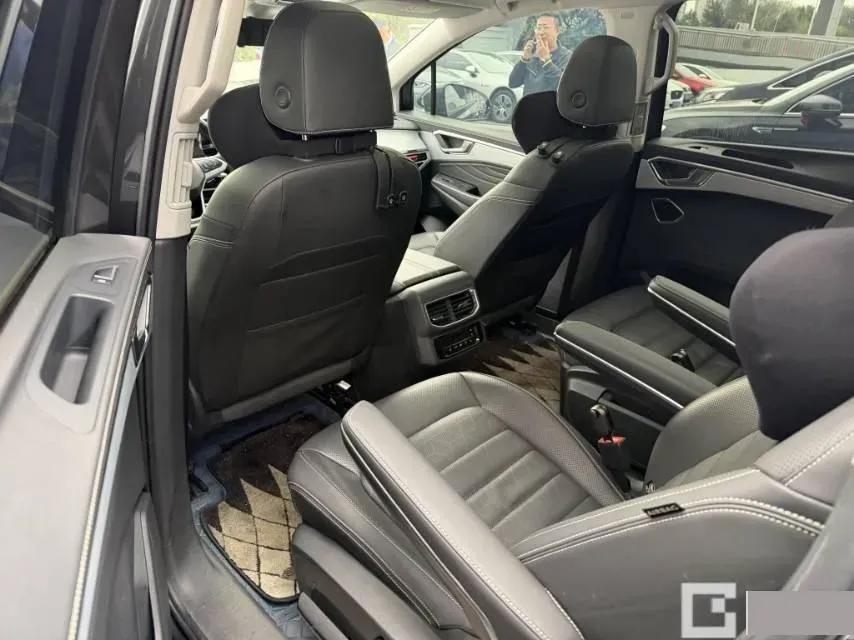 2022 Volkswagen Talagon 2.0T 220HP L4 7DCT,autocango,china used car exporter,china ev exporter,chinese used car exporter,chinese used ev exporter