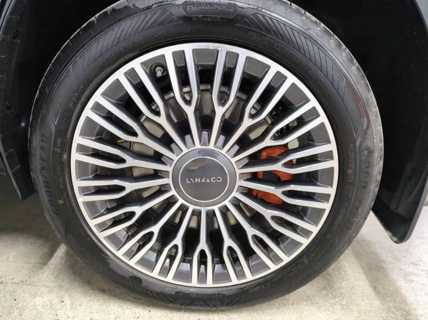 2025 LYNK&CO 900 2.0T 254HP L4 3DHT PHEV 50KWH,autocango,china used car exporter,china ev exporter,chinese used car exporter,chinese used ev exporter