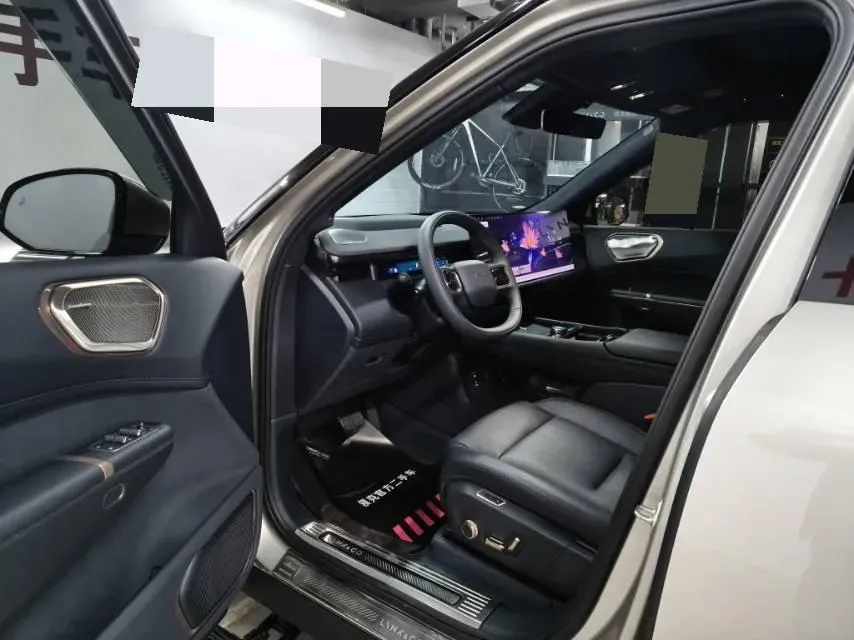 2025 LYNK&CO 900 2.0T 254HP L4 3DHT PHEV 50KWH,autocango,china used car exporter,china ev exporter,chinese used car exporter,chinese used ev exporter