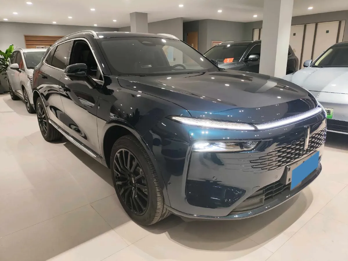 2024 WEY Mocha 1.5T 170HP L4 4DHT PHEV 35.04KWH,autocango,china used car exporter,china ev exporter,chinese used car exporter,chinese used ev exporter