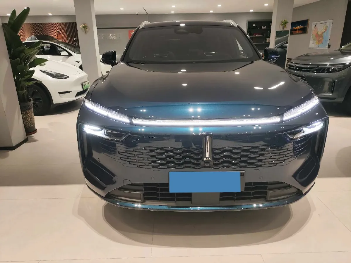2024 WEY Mocha 1.5T 170HP L4 4DHT PHEV 35.04KWH,autocango,china used car exporter,china ev exporter,chinese used car exporter,chinese used ev exporter