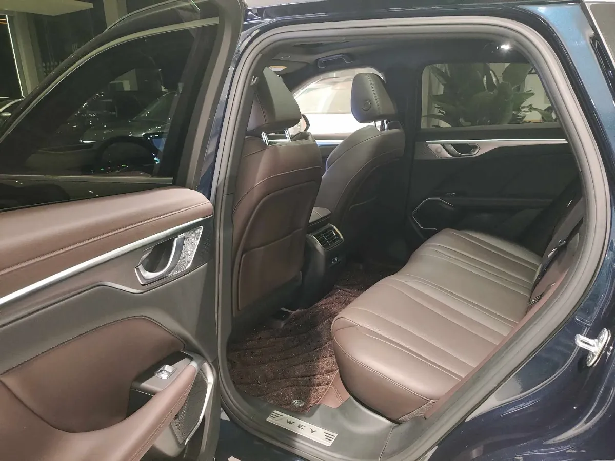 2024 WEY Mocha 1.5T 170HP L4 4DHT PHEV 35.04KWH,autocango,china used car exporter,china ev exporter,chinese used car exporter,chinese used ev exporter