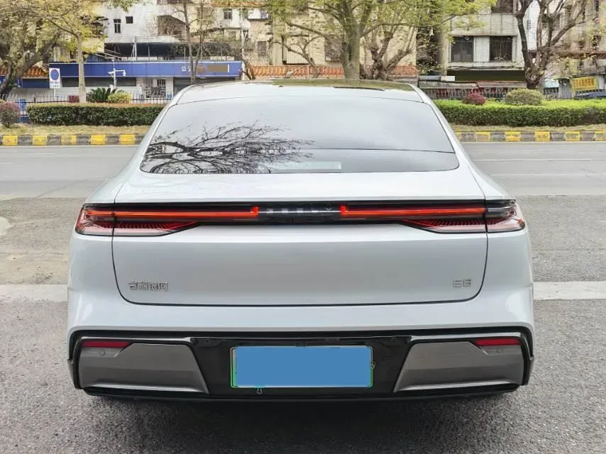 2025 MAXUS InterstellarX 2.5T 224HP L4 8AT,autocango,china used car exporter,china ev exporter,chinese used car exporter,chinese used ev exporter