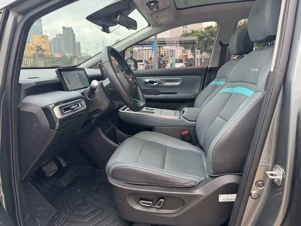 2022 Geely Okavango 1.8T 184HP L4 7DCT,autocango,china used car exporter,china ev exporter,chinese used car exporter,chinese used ev exporter