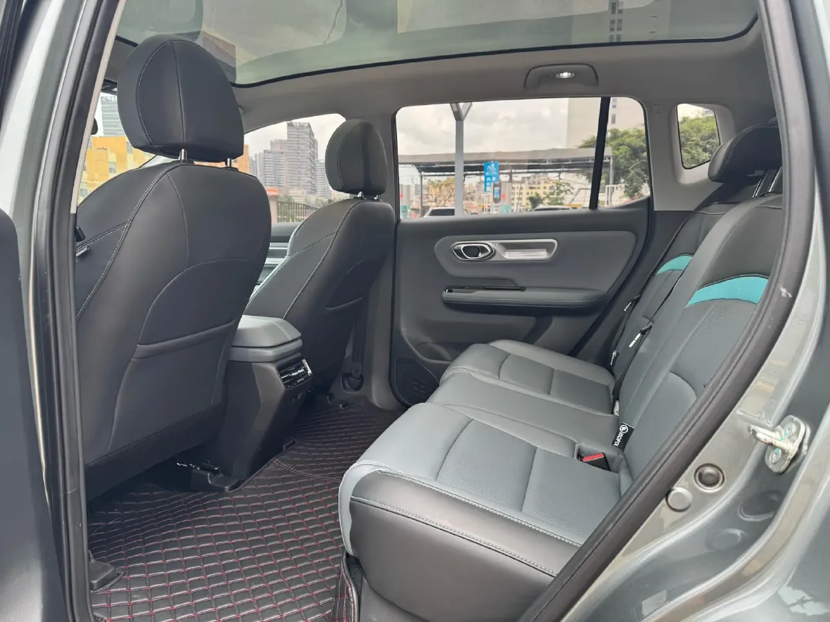 2022 Geely Okavango 1.8T 184HP L4 7DCT,autocango,china used car exporter,china ev exporter,chinese used car exporter,chinese used ev exporter