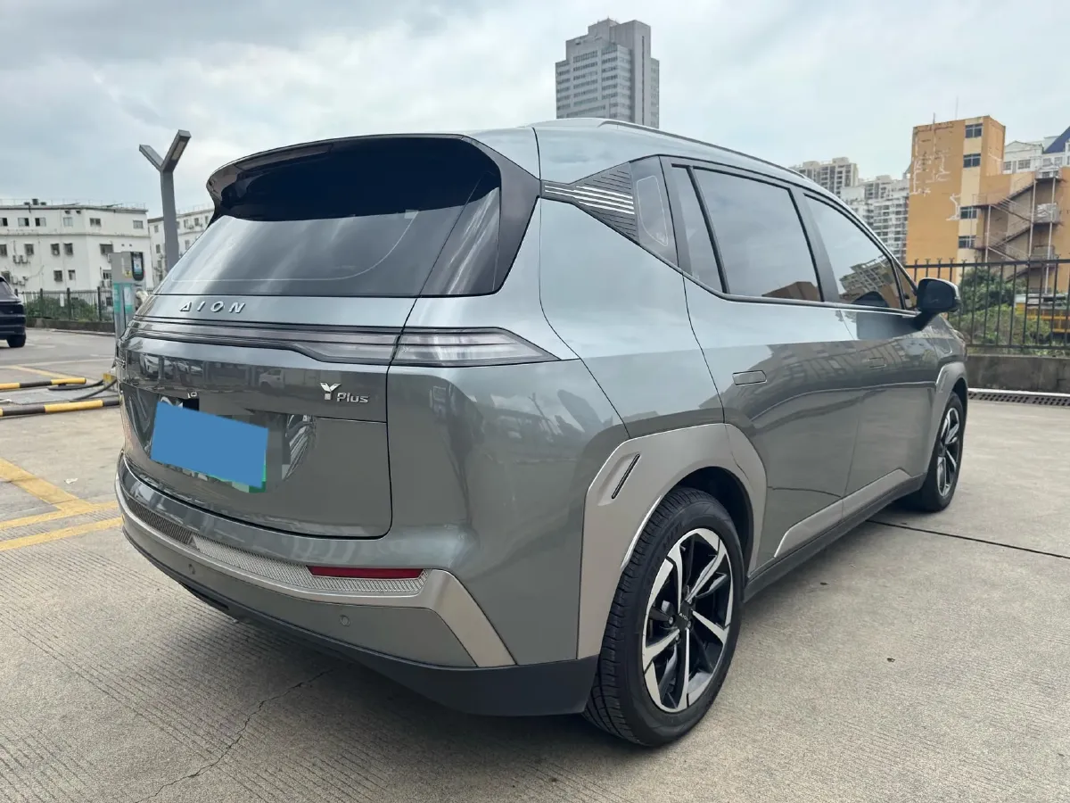 2022 Geely Okavango 1.8T 184HP L4 7DCT,autocango,china used car exporter,china ev exporter,chinese used car exporter,chinese used ev exporter