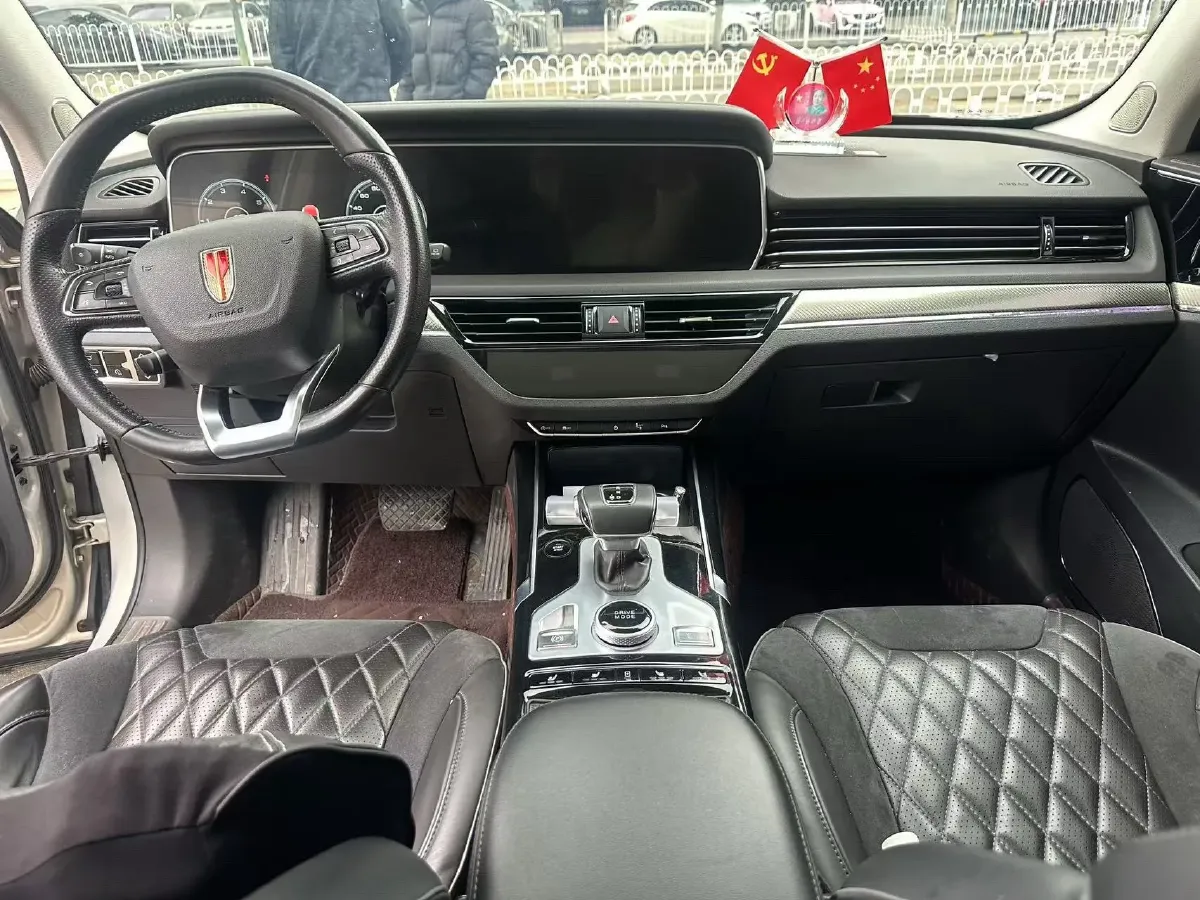 2019 HongQi HS5 2.0T 224HP L4 6AT,autocango,china used car exporter,china ev exporter,chinese used car exporter,chinese used ev exporter