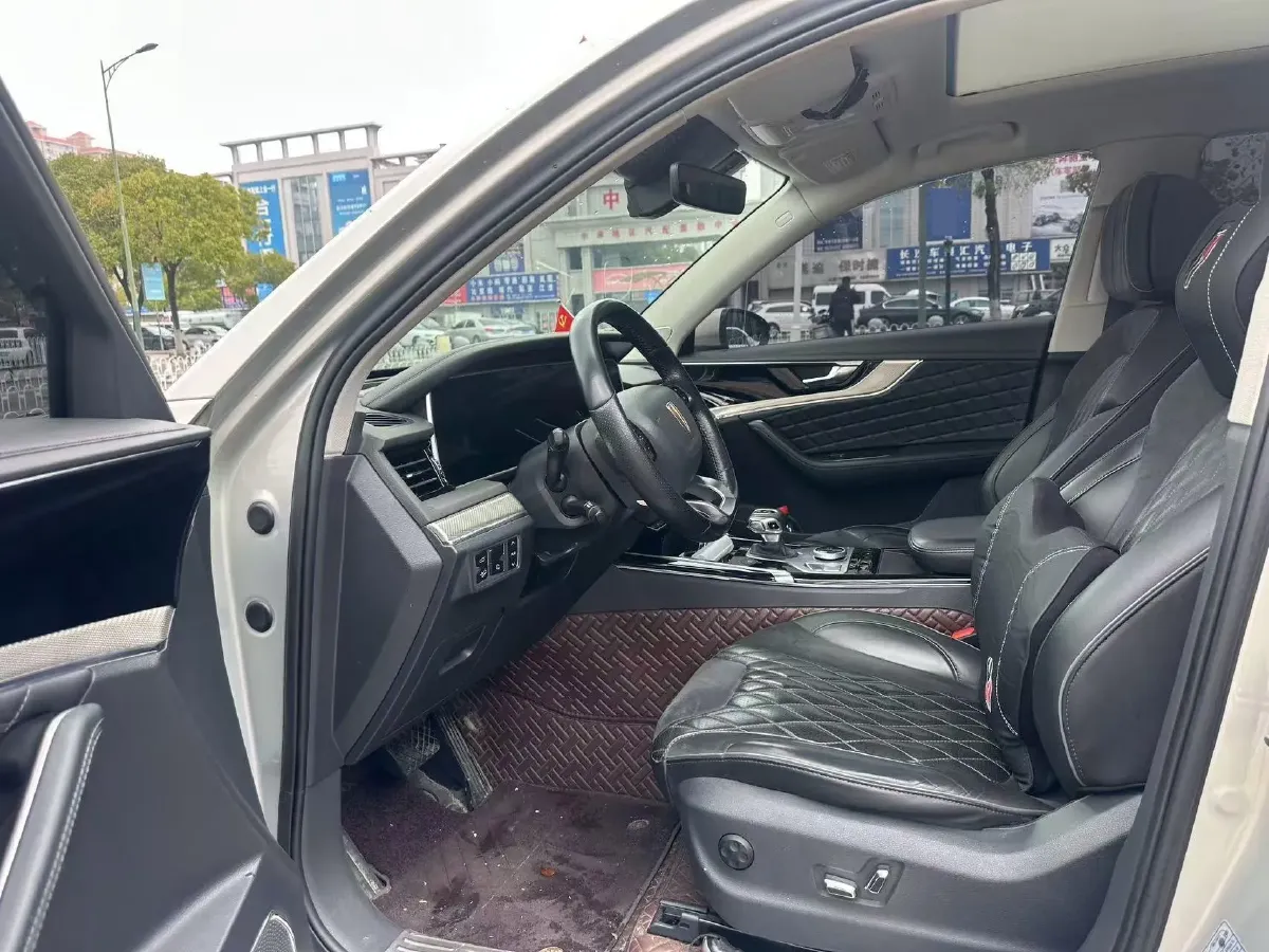 2019 HongQi HS5 2.0T 224HP L4 6AT,autocango,china used car exporter,china ev exporter,chinese used car exporter,chinese used ev exporter