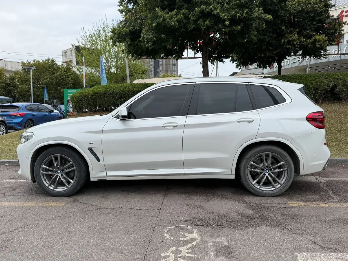 2021 BMW X3 2.0T 224HP L4 8AT,autocango,china used car exporter,china ev exporter,chinese used car exporter,chinese used ev exporter