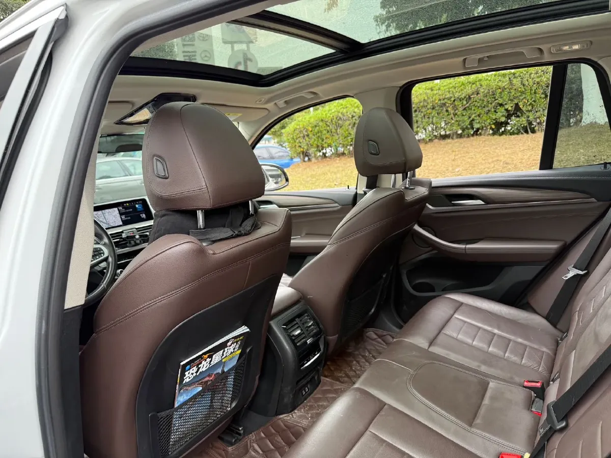 2021 BMW X3 2.0T 224HP L4 8AT,autocango,china used car exporter,china ev exporter,chinese used car exporter,chinese used ev exporter