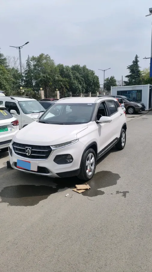 2017 BaoJun 510 1.5L 112HP L4 6MT,autocango,china used car exporter,china ev exporter,chinese used car exporter,chinese used ev exporter