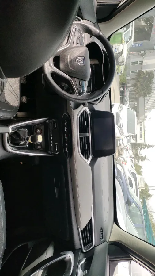 2017 BaoJun 510 1.5L 112HP L4 6MT,autocango,china used car exporter,china ev exporter,chinese used car exporter,chinese used ev exporter