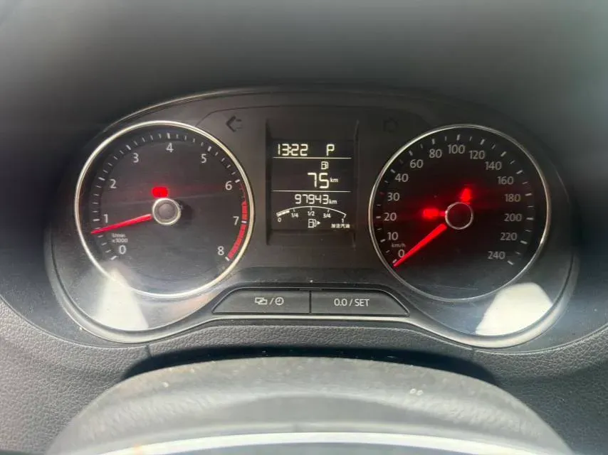 2016 Volkswagen Polo 1.6L 110HP L4 6AT,autocango,china used car exporter,china ev exporter,chinese used car exporter,chinese used ev exporter