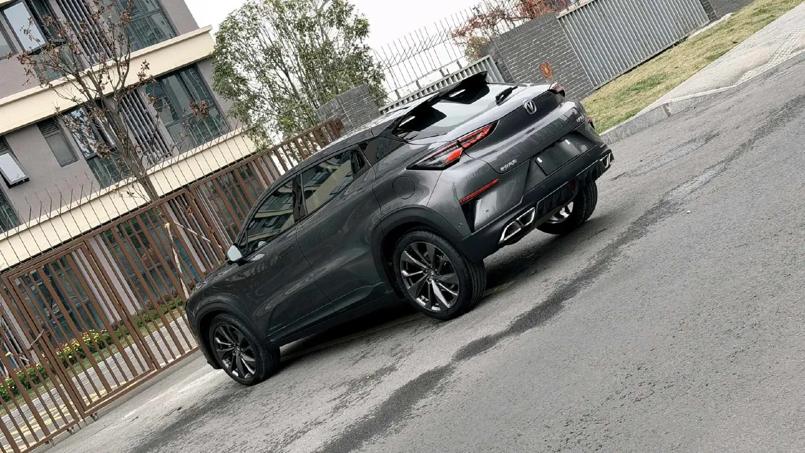 2020 ChangAn UNI-T 1.5T 180HP L4 7DCT,autocango,china used car exporter,china ev exporter,chinese used car exporter,chinese used ev exporter