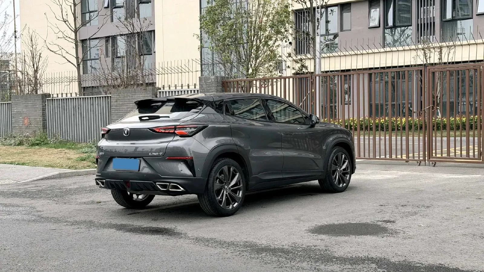 2020 ChangAn UNI-T 1.5T 180HP L4 7DCT,autocango,china used car exporter,china ev exporter,chinese used car exporter,chinese used ev exporter