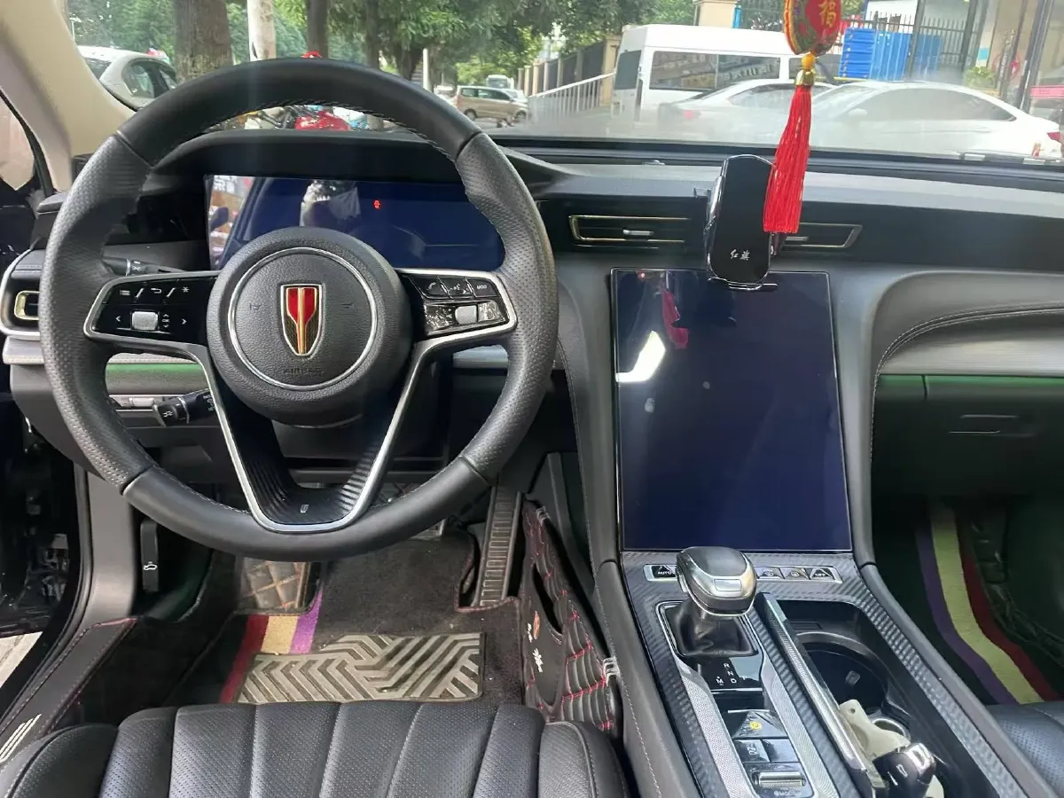 2023 HongQi H5 2.0T 224HP L4 8AT,autocango,china used car exporter,china ev exporter,chinese used car exporter,chinese used ev exporter