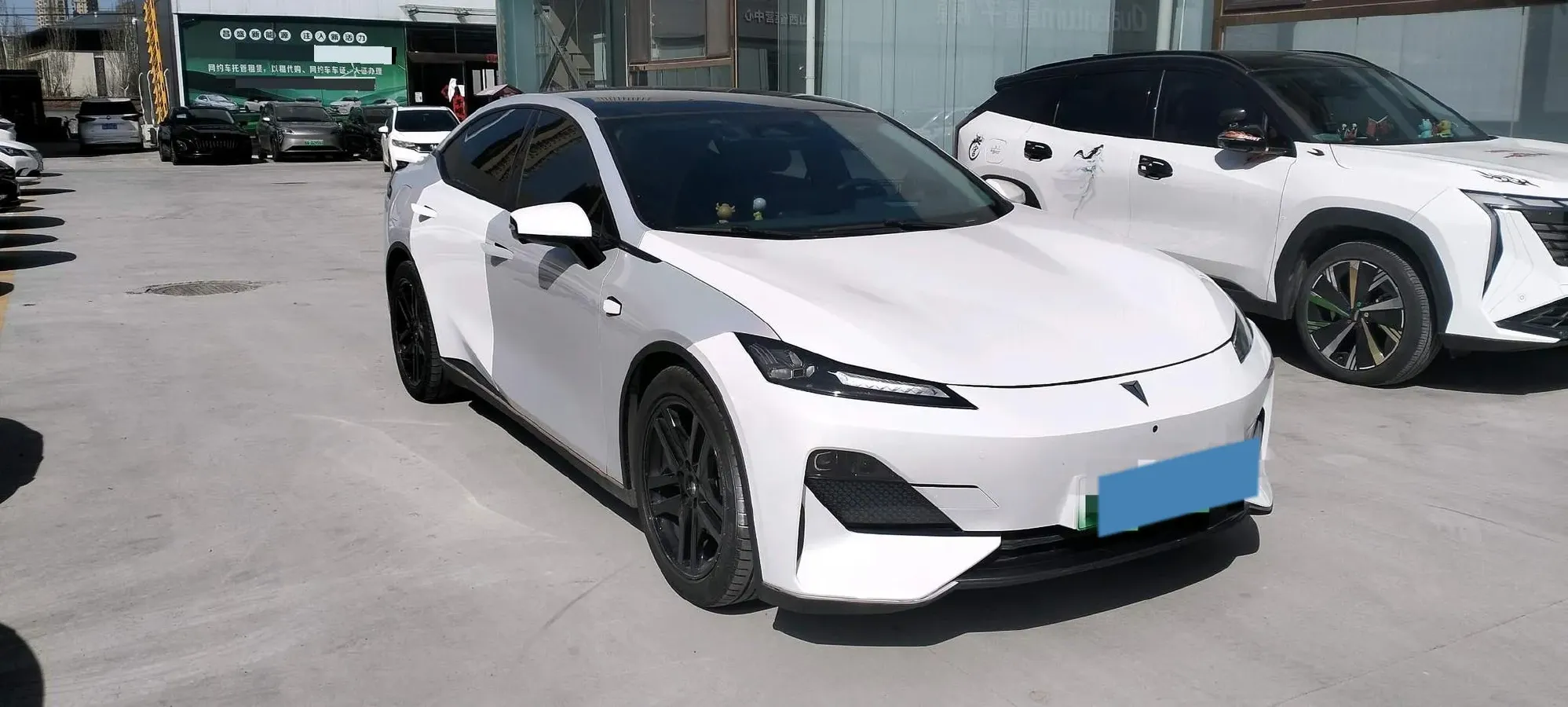 2022 DongFeng Forthing LingZhi EV BEV 68.4KWH,autocango,china used car exporter,china ev exporter,chinese used car exporter,chinese used ev exporter