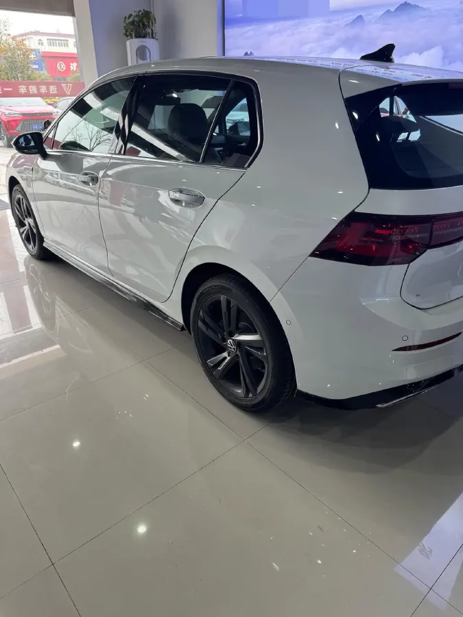 2023 Volkswagen Golf 1.4T 150HP L4 7DCT,autocango,china used car exporter,china ev exporter,chinese used car exporter,chinese used ev exporter
