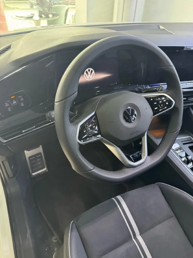 2023 Volkswagen Golf 1.4T 150HP L4 7DCT,autocango,china used car exporter,china ev exporter,chinese used car exporter,chinese used ev exporter