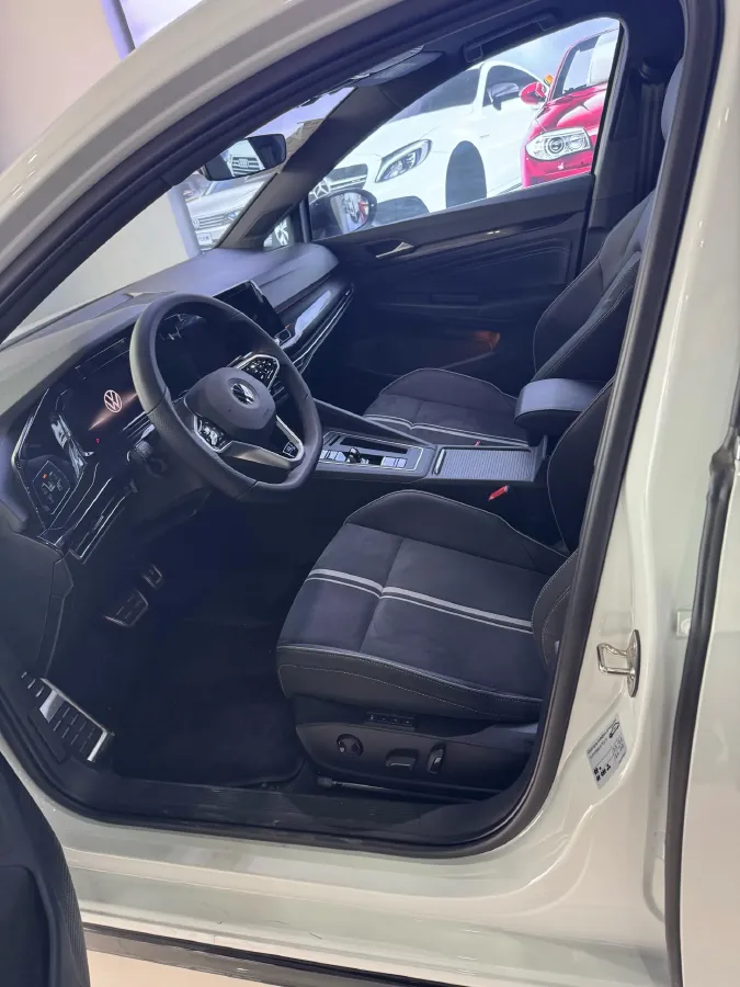 2023 Volkswagen Golf 1.4T 150HP L4 7DCT,autocango,china used car exporter,china ev exporter,chinese used car exporter,chinese used ev exporter