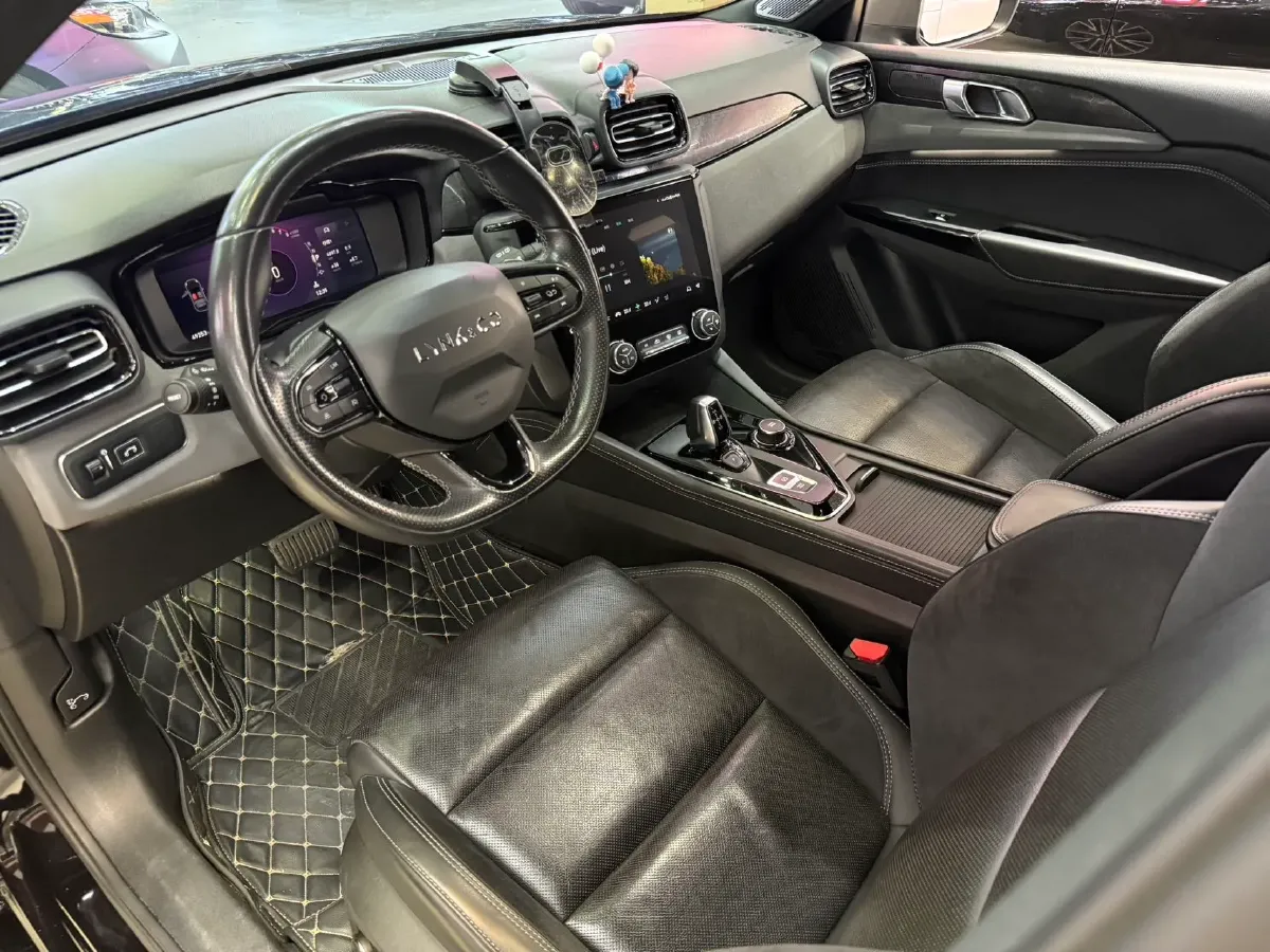 2022 LYNK&CO 02 Hatchback 2.0T 190HP L4 7DCT,autocango,china used car exporter,china ev exporter,chinese used car exporter,chinese used ev exporter