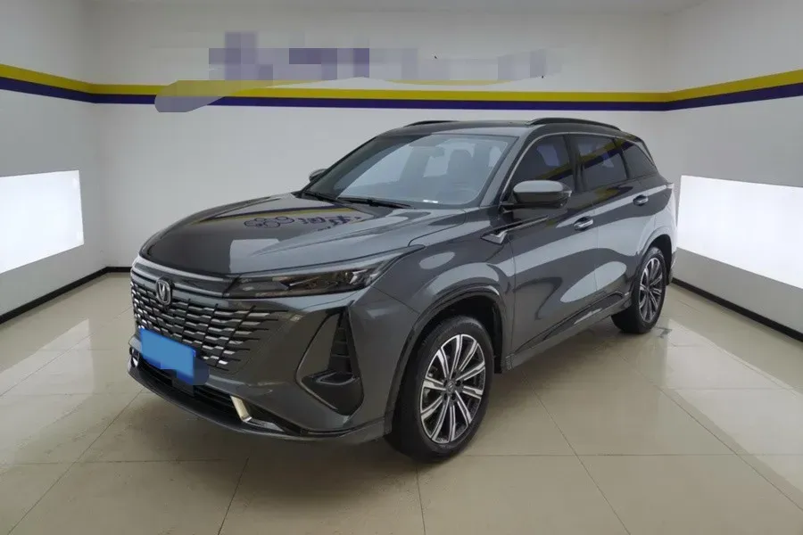 2023 ChangAn CS75 Plus 1.5T 188HP L4 8AT,autocango,china used car exporter,china ev exporter,chinese used car exporter,chinese used ev exporter