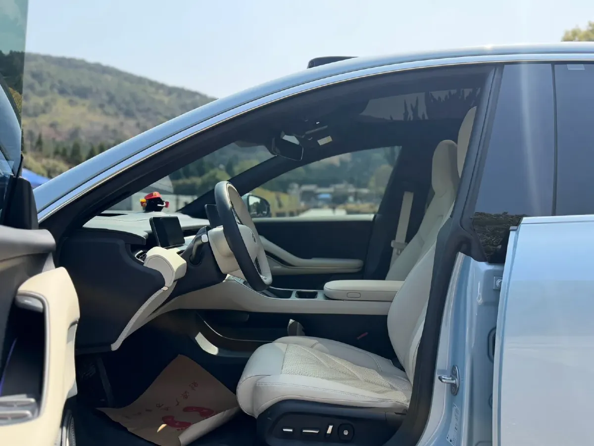 2025 NIO ET5T BEV,autocango,china used car exporter,china ev exporter,chinese used car exporter,chinese used ev exporter