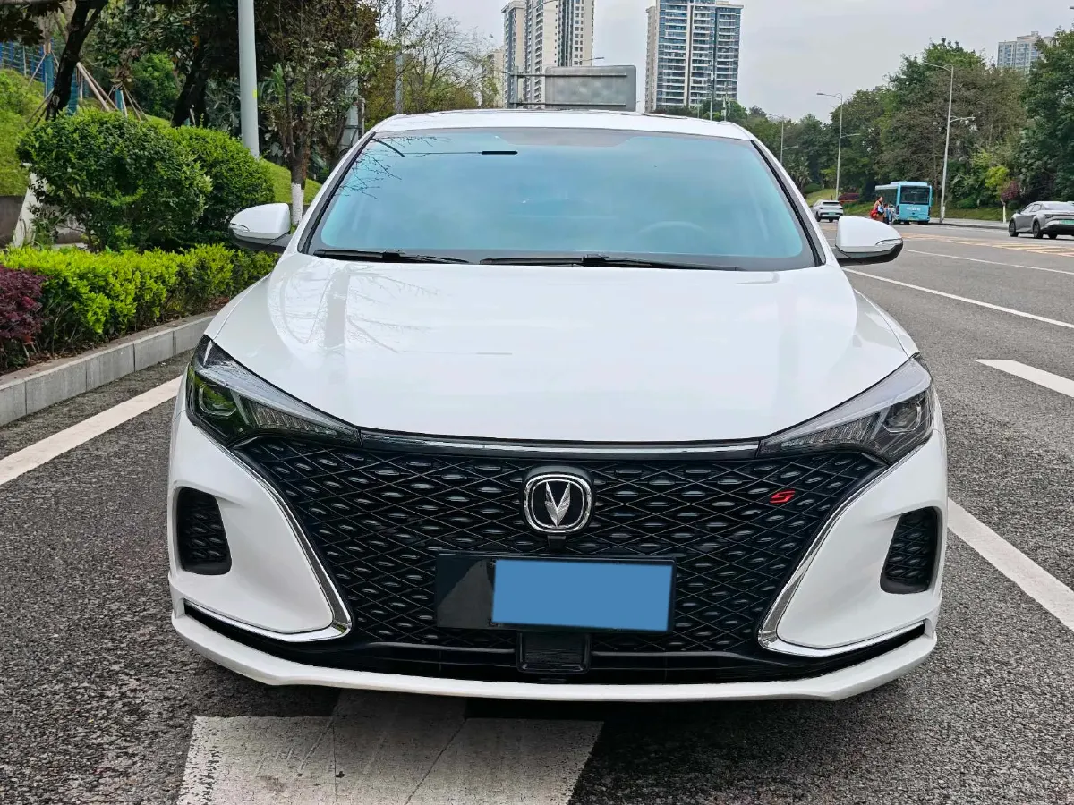 2021 ChangAn Eado 1.4T 160HP L4 7DCT,autocango,china used car exporter,china ev exporter,chinese used car exporter,chinese used ev exporter