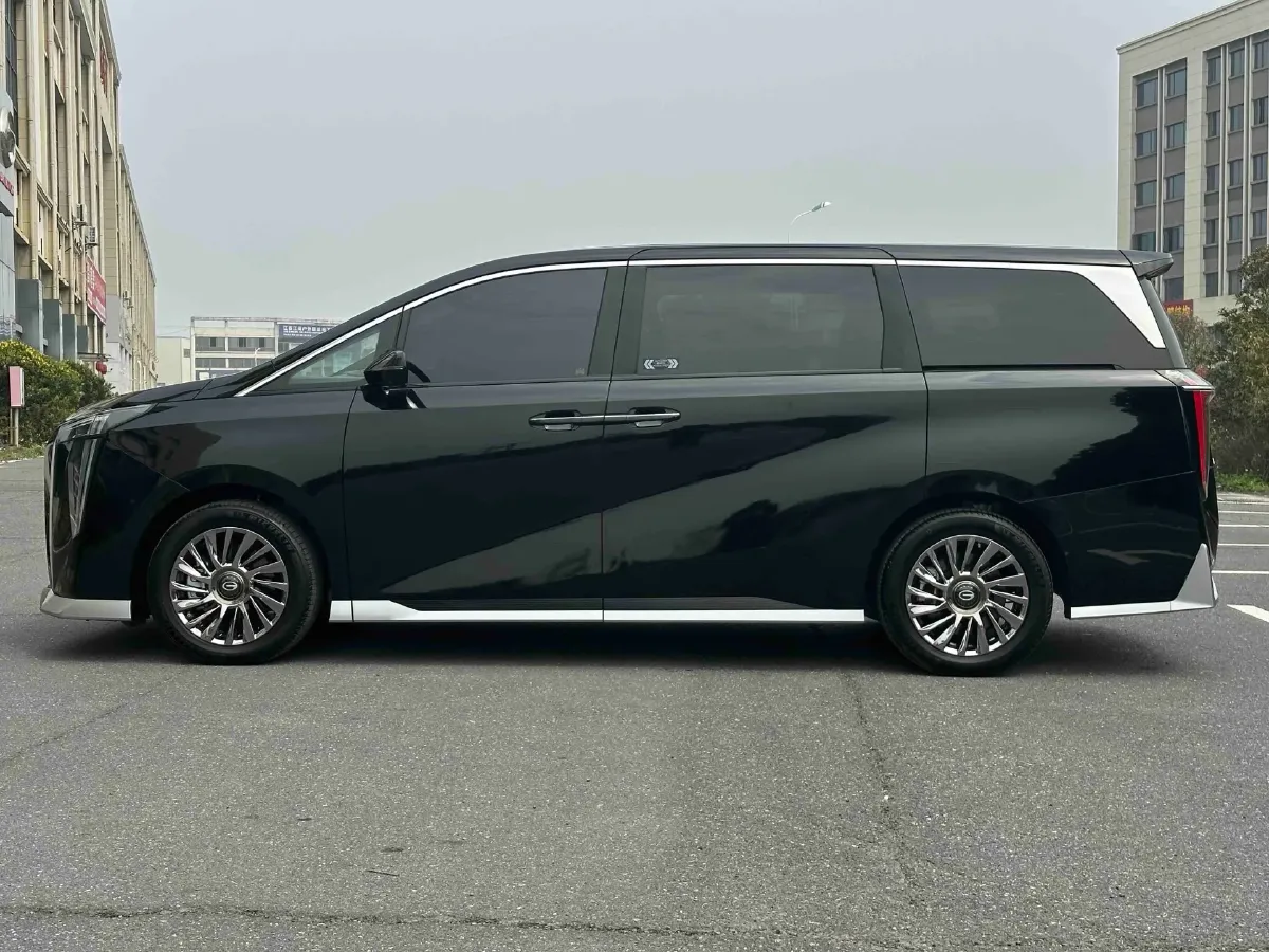 2024 GAC Trumpchi M8 2.0T 252HP L4 8AT,autocango,china used car exporter,china ev exporter,chinese used car exporter,chinese used ev exporter