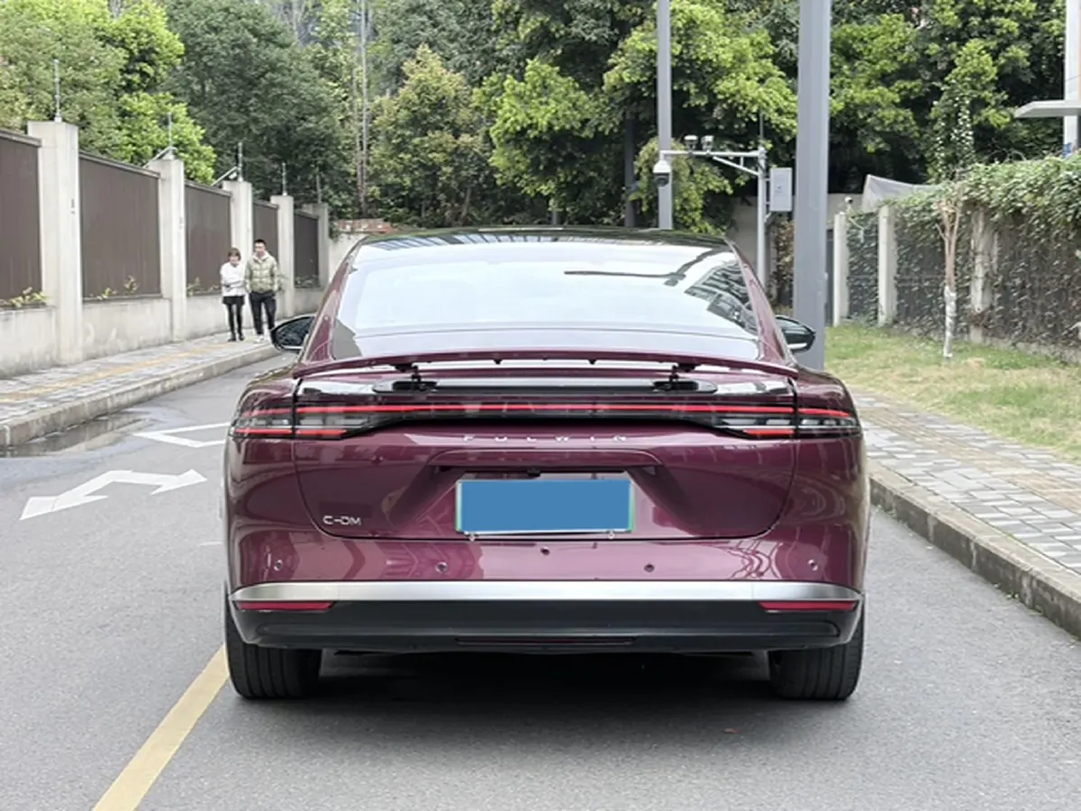 2025 Fulwin FulwinA9L 1.5T 156HP L4 1DHT PHEV,autocango,china used car exporter,china ev exporter,chinese used car exporter,chinese used ev exporter