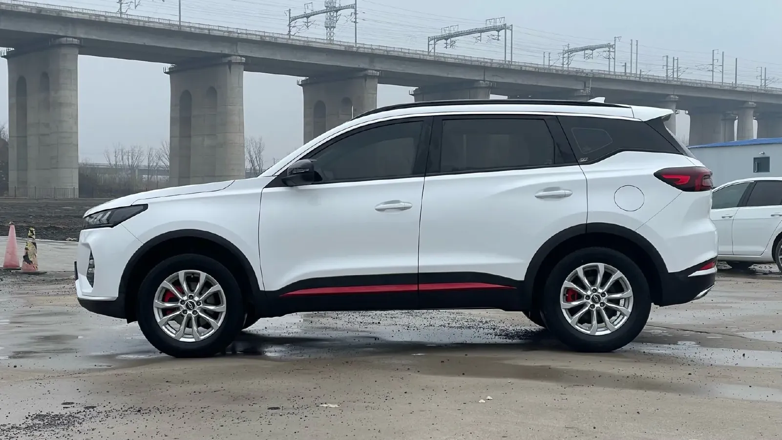 2022 Chery Tiggo 7 1.5T 156HP L4 CVT,autocango,china used car exporter,china ev exporter,chinese used car exporter,chinese used ev exporter