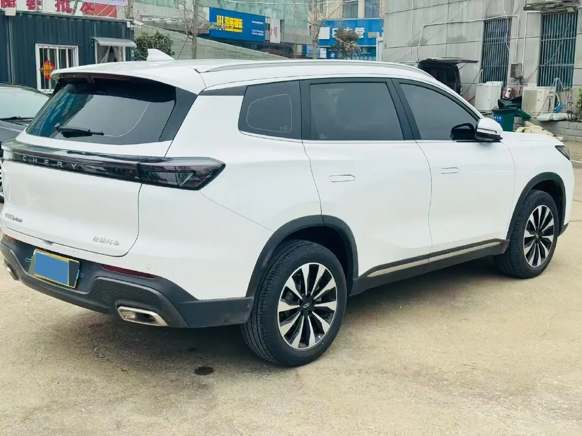 2025 Chery Tiggo 8 Plus 1.6T 197HP L4 7DCT,autocango,china used car exporter,china ev exporter,chinese used car exporter,chinese used ev exporter