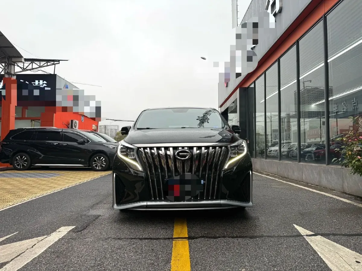 2021 GAC Trumpchi M8 2.0T 252HP L4 8AT,autocango,china used car exporter,china ev exporter,chinese used car exporter,chinese used ev exporter