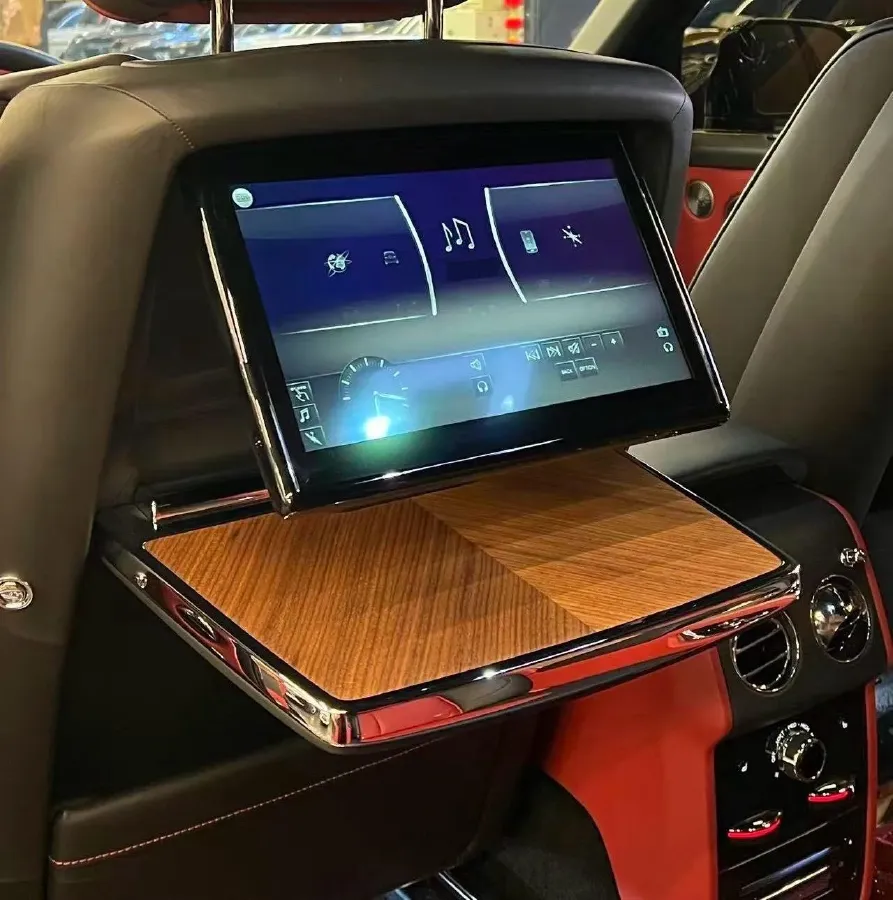 2018 Rolls-Royce Cullinan 6.7T 571HP V12 8AT,autocango,china used car exporter,china ev exporter,chinese used car exporter,chinese used ev exporter