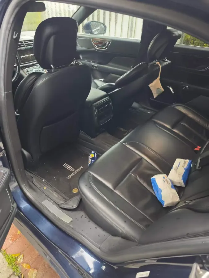 2017 Lincoln Continental 2.0T 261HP L4 6AT,autocango,china used car exporter,china ev exporter,chinese used car exporter,chinese used ev exporter