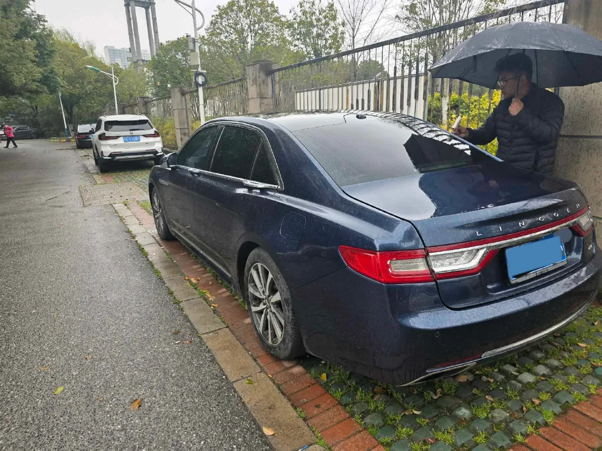 2017 Lincoln Continental 2.0T 261HP L4 6AT,autocango,china used car exporter,china ev exporter,chinese used car exporter,chinese used ev exporter