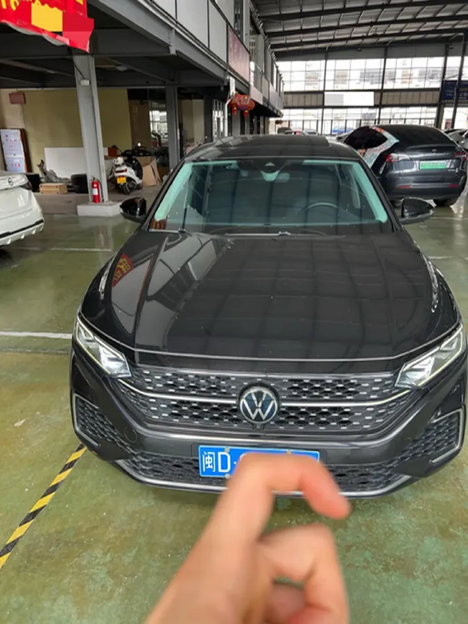 2022 Xpeng P7 BEV 60.2KWH,autocango,china used car exporter,china ev exporter,chinese used car exporter,chinese used ev exporter