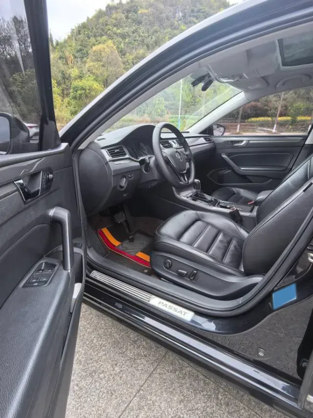 2017 Volkswagen Passat 1.8T 180HP L4 7DCT,autocango,china used car exporter,china ev exporter,chinese used car exporter,chinese used ev exporter